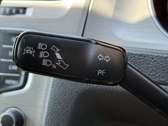 VOLKSWAGEN GOLF 1.6 TDI BlueMotion Tech Match