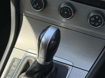 VOLKSWAGEN GOLF 1.6 TDI BlueMotion Tech Match