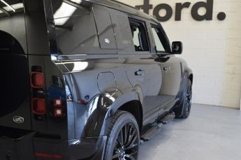 LAND ROVER DEFENDER 110 3.0 D250 MHEV SE
