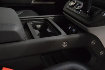 LAND ROVER DEFENDER 110 3.0 D250 MHEV SE