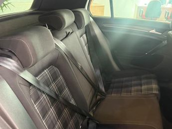 VOLKSWAGEN GOLF 2.0 TDI BlueMotion Tech GTD