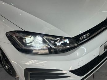 VOLKSWAGEN GOLF 2.0 TDI BlueMotion Tech GTD