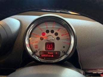 MINI COUNTRYMAN 1.6 One D Countryman