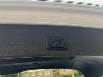 AUDI Q5 2.0 TDI S line Plus