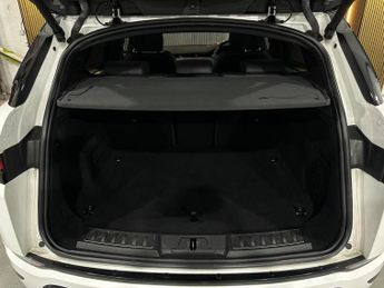 LAND ROVER RANGE ROVER EVOQUE 2.0 D240 R-Dynamic HSE Auto 4WD Euro 6 (s/s) 5dr