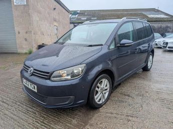 VOLKSWAGEN TOURAN 1.6 TDI SE DSG Euro 5 5dr