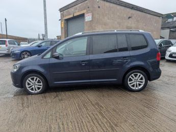 VOLKSWAGEN TOURAN 1.6 TDI SE DSG Euro 5 5dr