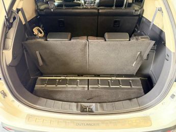 MITSUBISHI OUTLANDER 2.2 DI-D 4