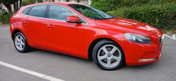 Volvo V40 2.0 SE D2