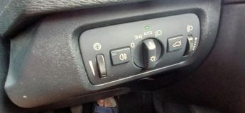 VOLVO V40 2.0 SE D2