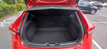 VOLVO V40 2.0 SE D2