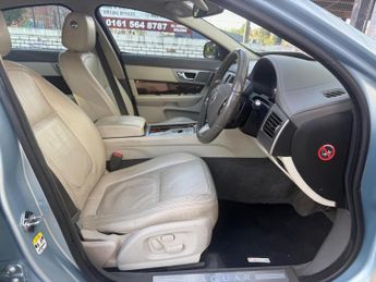 JAGUAR XF 3.0d V6 Premium Luxury Auto Euro 5 4dr