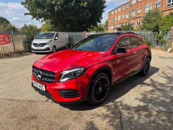 MERCEDES-BENZ GLA 1.6 GLA200 AMG Line Edition