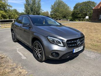 Mercedes GLA 1.6 Petrol GLA 180 Urban Edition Automatic