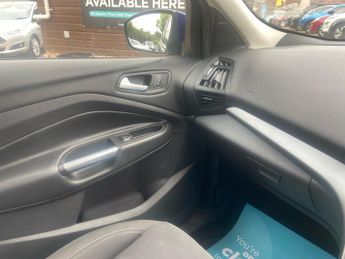 FORD KUGA 1.5 TDCi Zetec