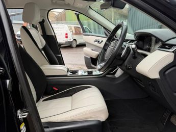 LAND ROVER RANGE ROVER VELAR 2.0 D180 R-Dynamic S