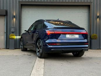 AUDI E-TRON 55 Vorsprung