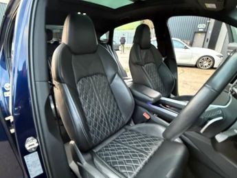AUDI E-TRON 55 Vorsprung