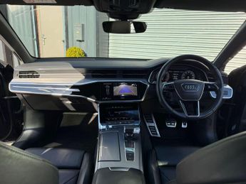 AUDI A6 2.0 TDI 40 S line