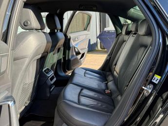 AUDI A6 2.0 TDI 40 S line