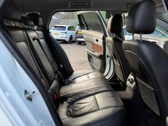 JAGUAR XF 2.2 d Luxury