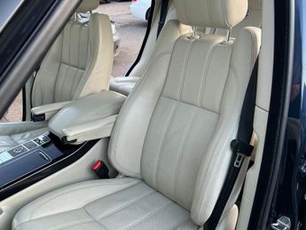 LAND ROVER RANGE ROVER 4.4 SD V8 Vogue SE