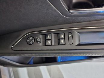 PEUGEOT 3008 1.2 PureTech Allure Euro 6 (s/s) 5dr