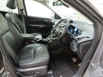 FORD KUGA 2.0 TDCi Titanium X