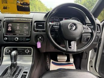 VOLKSWAGEN TOUAREG 3.0 TDI V6 BlueMotion Tech R-Line