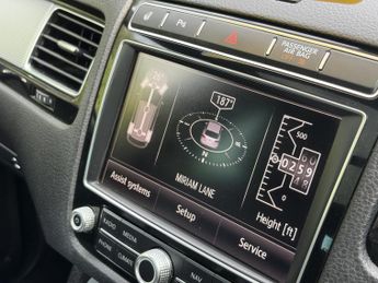 VOLKSWAGEN TOUAREG 3.0 TDI V6 BlueMotion Tech R-Line