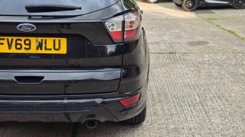 FORD KUGA 2.0 TDCi ST-Line Powershift Euro 6 5dr