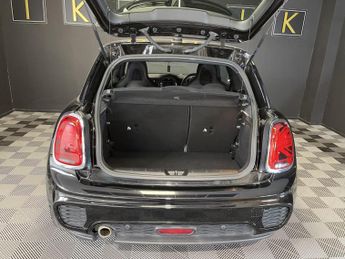 MINI HATCH 1.5 Cooper Sport