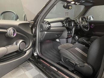 MINI HATCH 1.5 Cooper Sport