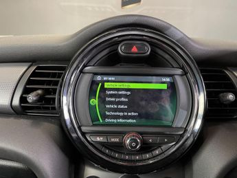 MINI HATCH 1.5 Cooper Sport