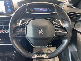 PEUGEOT 208 1.2 PureTech GT