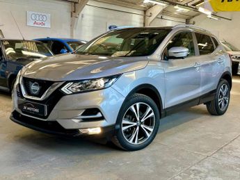NISSAN QASHQAI 1.2 DIG-T N-Connecta XTRON Euro 6 (s/s) 5dr
