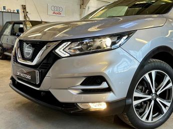 NISSAN QASHQAI 1.2 DIG-T N-Connecta XTRON Euro 6 (s/s) 5dr