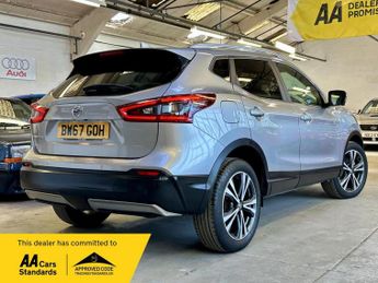 NISSAN QASHQAI 1.2 DIG-T N-Connecta XTRON Euro 6 (s/s) 5dr