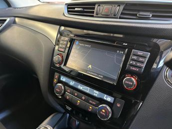NISSAN QASHQAI 1.2 DIG-T N-Connecta XTRON Euro 6 (s/s) 5dr