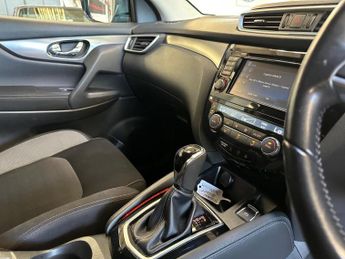 NISSAN QASHQAI 1.2 DIG-T N-Connecta XTRON Euro 6 (s/s) 5dr
