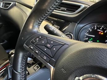NISSAN QASHQAI 1.2 DIG-T N-Connecta XTRON Euro 6 (s/s) 5dr