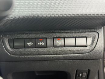 PEUGEOT 2008 1.6 VTi Feline Euro 5 5dr (Mistral)