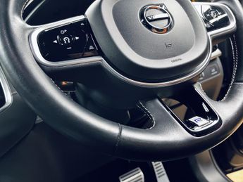 VOLVO XC90 2.0 R-Design Pro B5 Diesel AWD