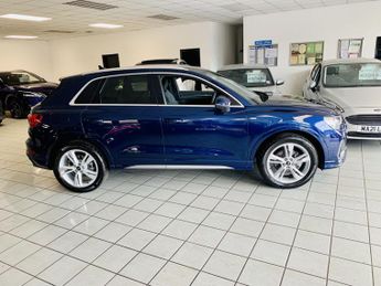 AUDI Q3 1.5 TFSI CoD 35 S line