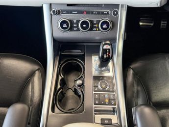 LAND ROVER RANGE ROVER SPORT 3.0 SD V6 HSE Dynamic