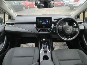 TOYOTA COROLLA 1.8 VVT-h Design Touring Sports 5dr Petrol Hybrid CVT Euro 6 (s/