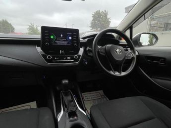 TOYOTA COROLLA 1.8 VVT-h Design Touring Sports 5dr Petrol Hybrid CVT Euro 6 (s/