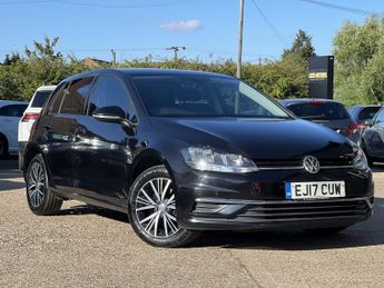 VOLKSWAGEN GOLF 2.0 TDI BlueMotion Tech SE Nav