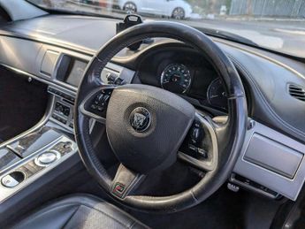 JAGUAR XF 3.0d S V6 Portfolio Auto Euro 5 (s/s) 4dr