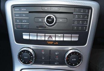 MERCEDES-BENZ SLC 2.1 SLC250d AMG Line